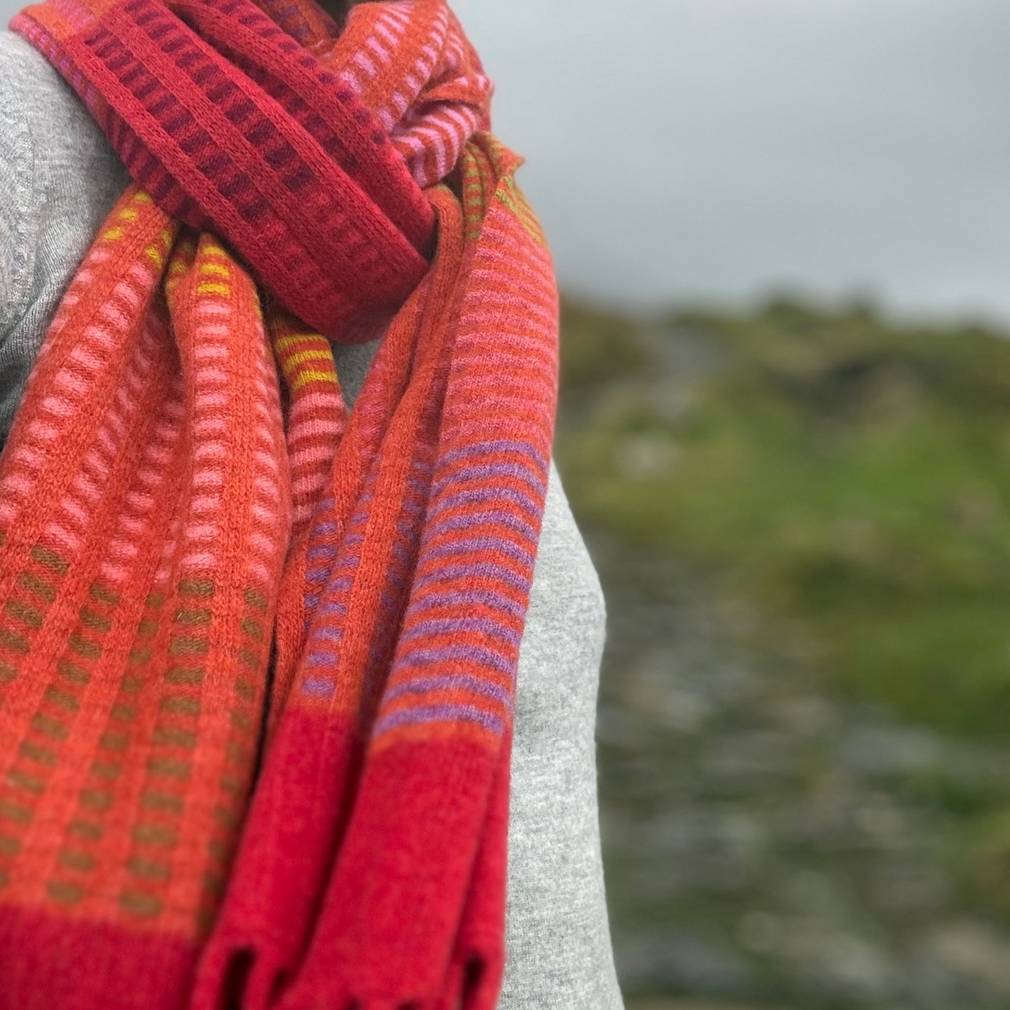 Spindle Berry Rib Shrug Scarf