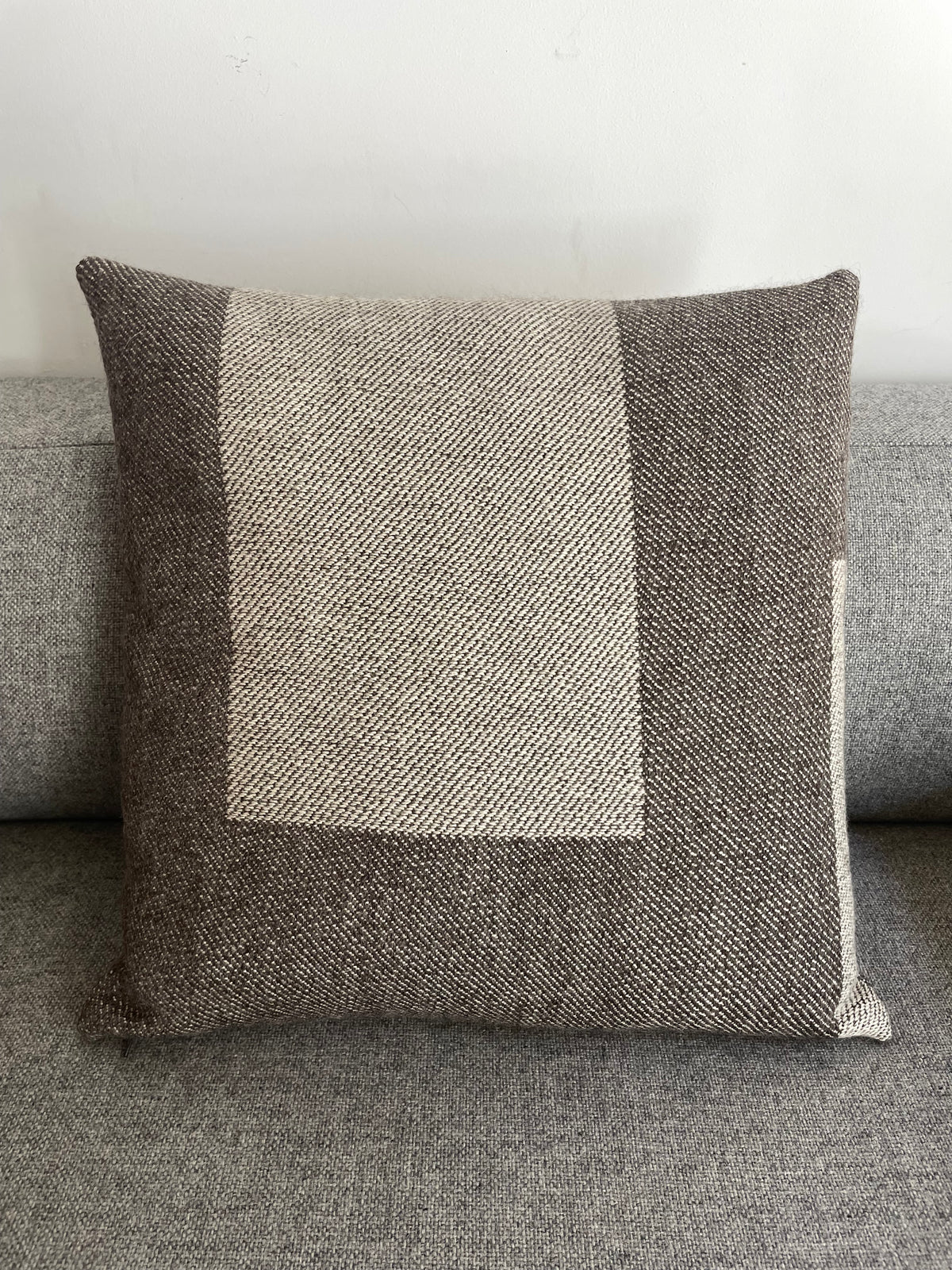 Blocks cushions I and II