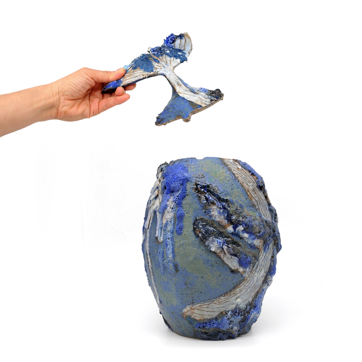 Humpback Whale – Fragments of the Ocean (Lidded Jar) 1