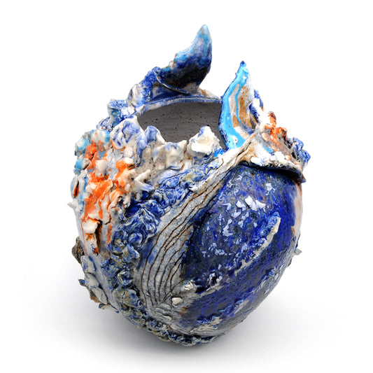 Humpback Whale – Fragments of the Ocean (Moon Jar)