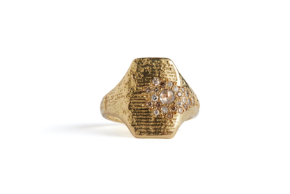 Cuttlefish Cast Golden Shield Signet