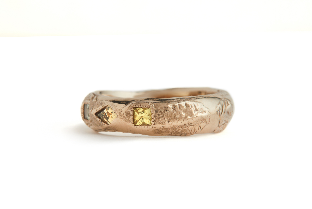 White Gold Green Sapphire Treasure Wedding Band