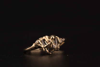 Forest Green Sapphire & Diamond Sunken Treasure Ring