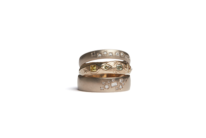 White Gold Green Sapphire Treasure Wedding Band