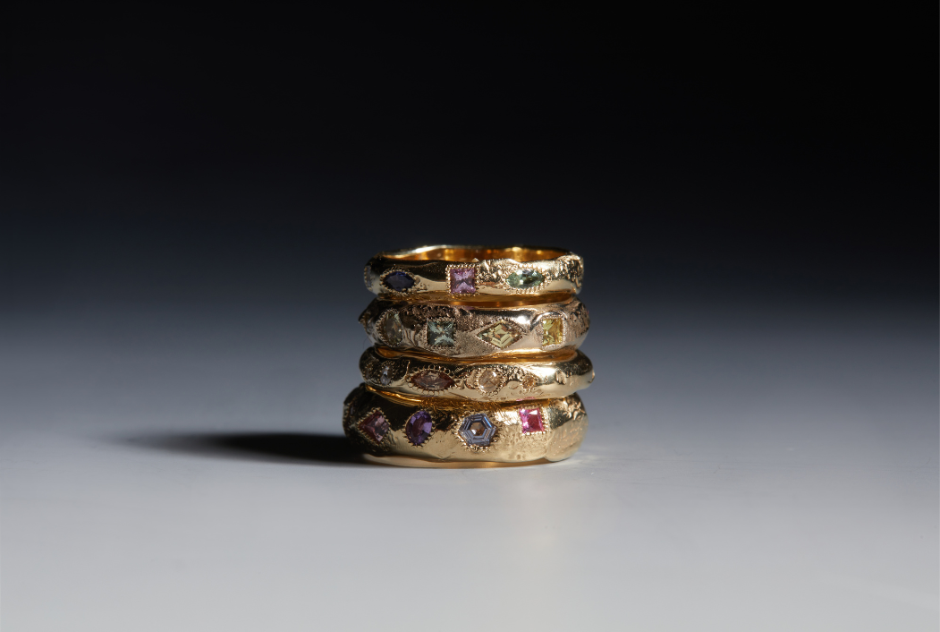 White Gold Green Sapphire Treasure Wedding Band