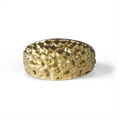 Tapered Asymetric Cube Ring