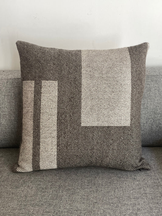 Blocks cushions I and II