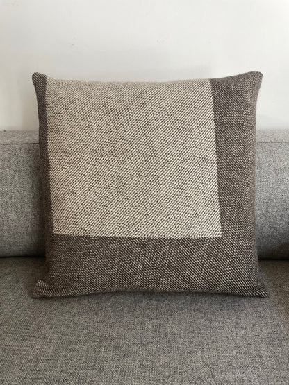 Blocks cushions I and II